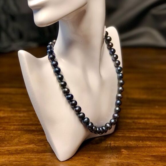 Hand Knotted PEACOCK PEARLS w Sterling Silver Lobster Claw Clasp 18 inches long - Picture 9 of 17